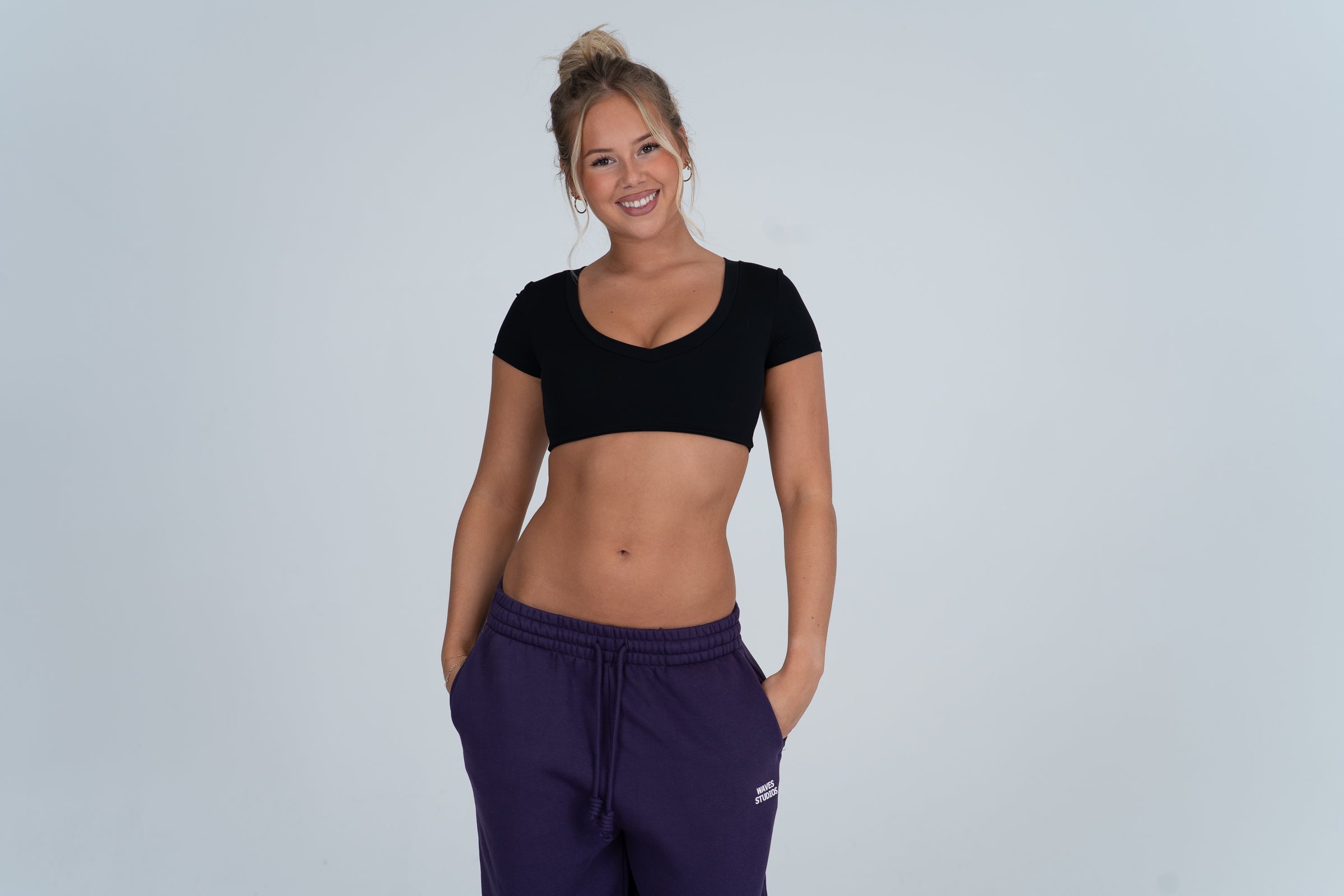 U-neck Sporty Crop Top