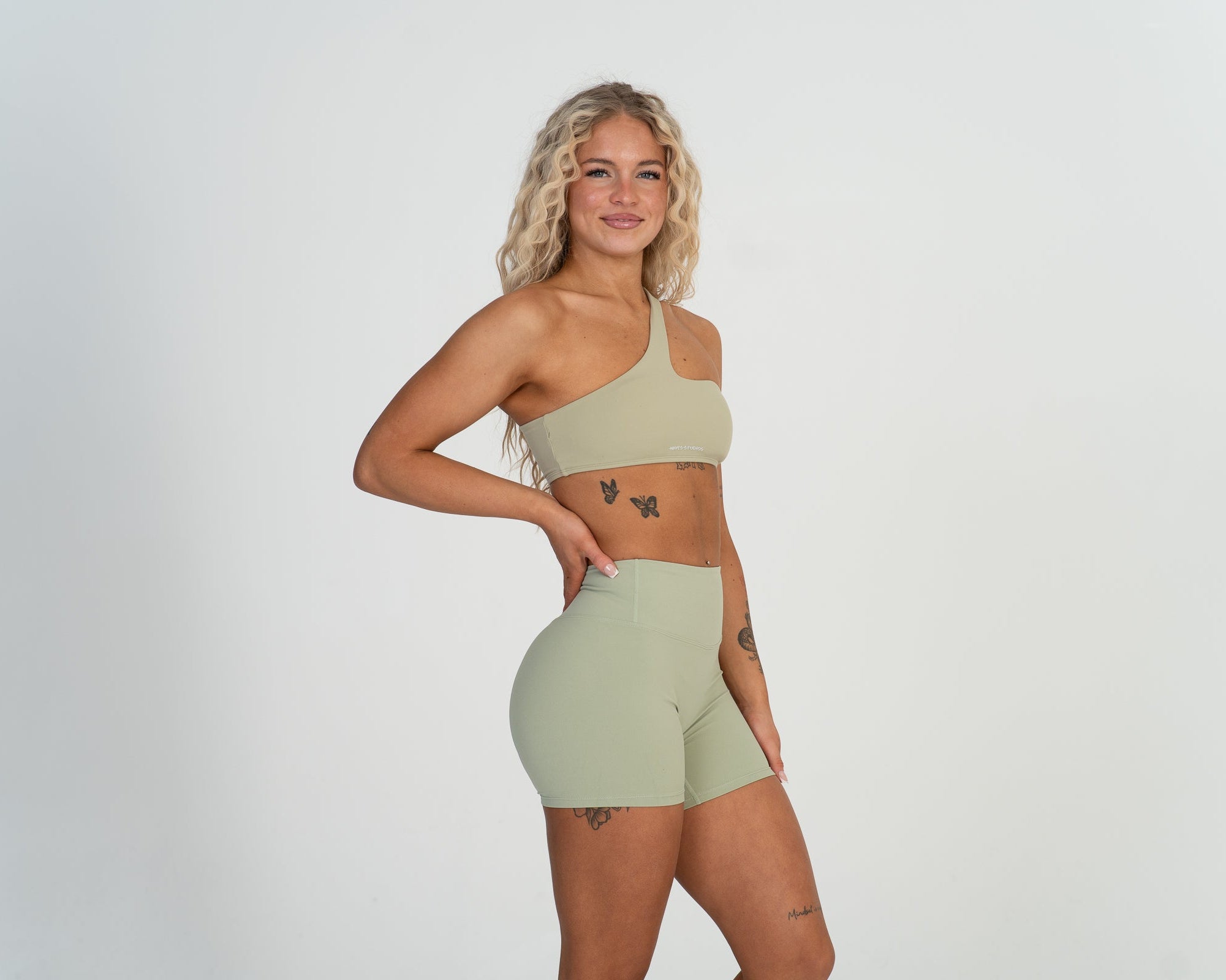 Freedom Invisible Scrunch Shorts