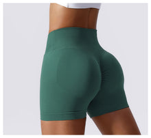 Crossover Seamless Scrunch Shorts
