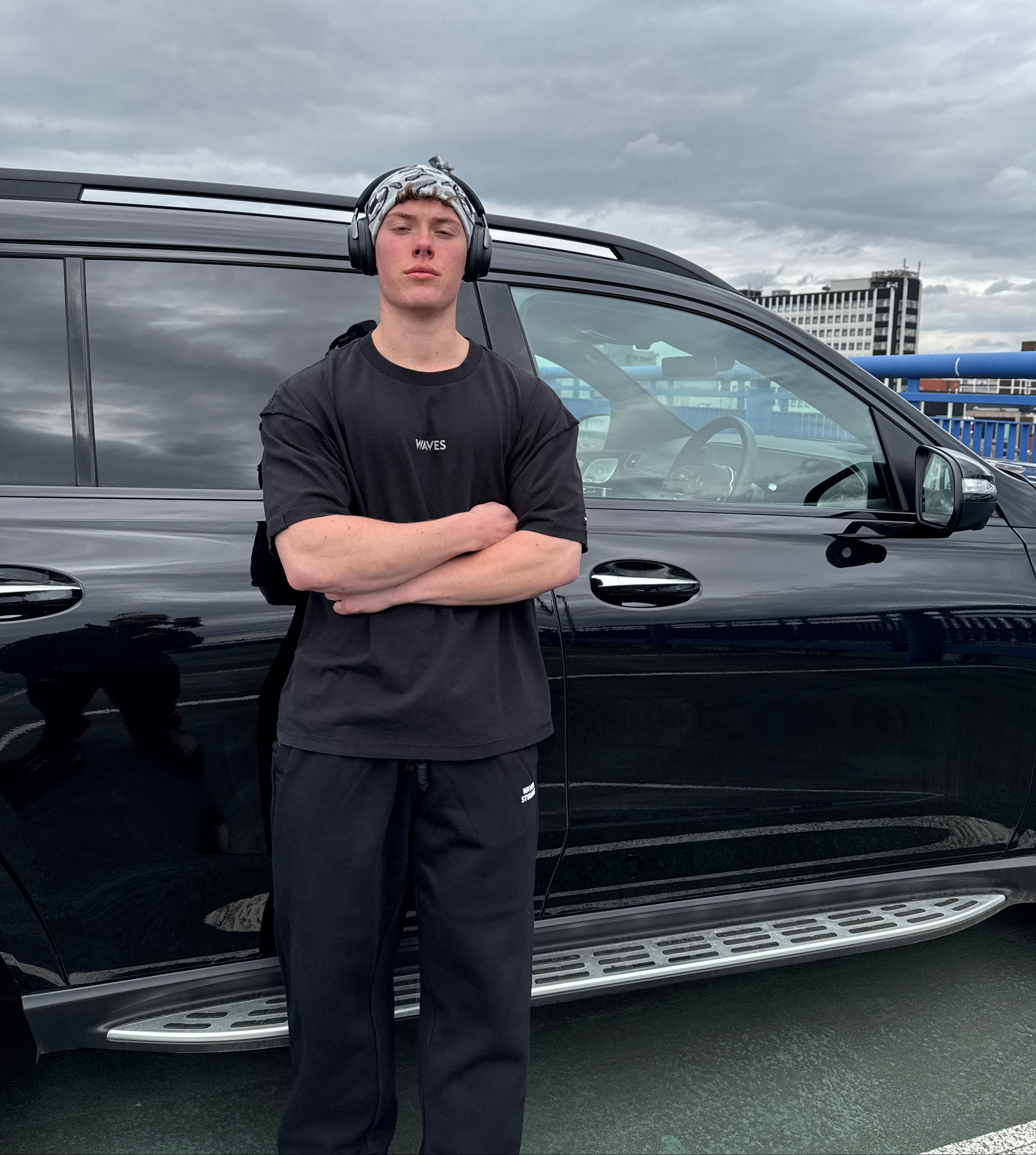 Sweatpants - Loose Cuffs