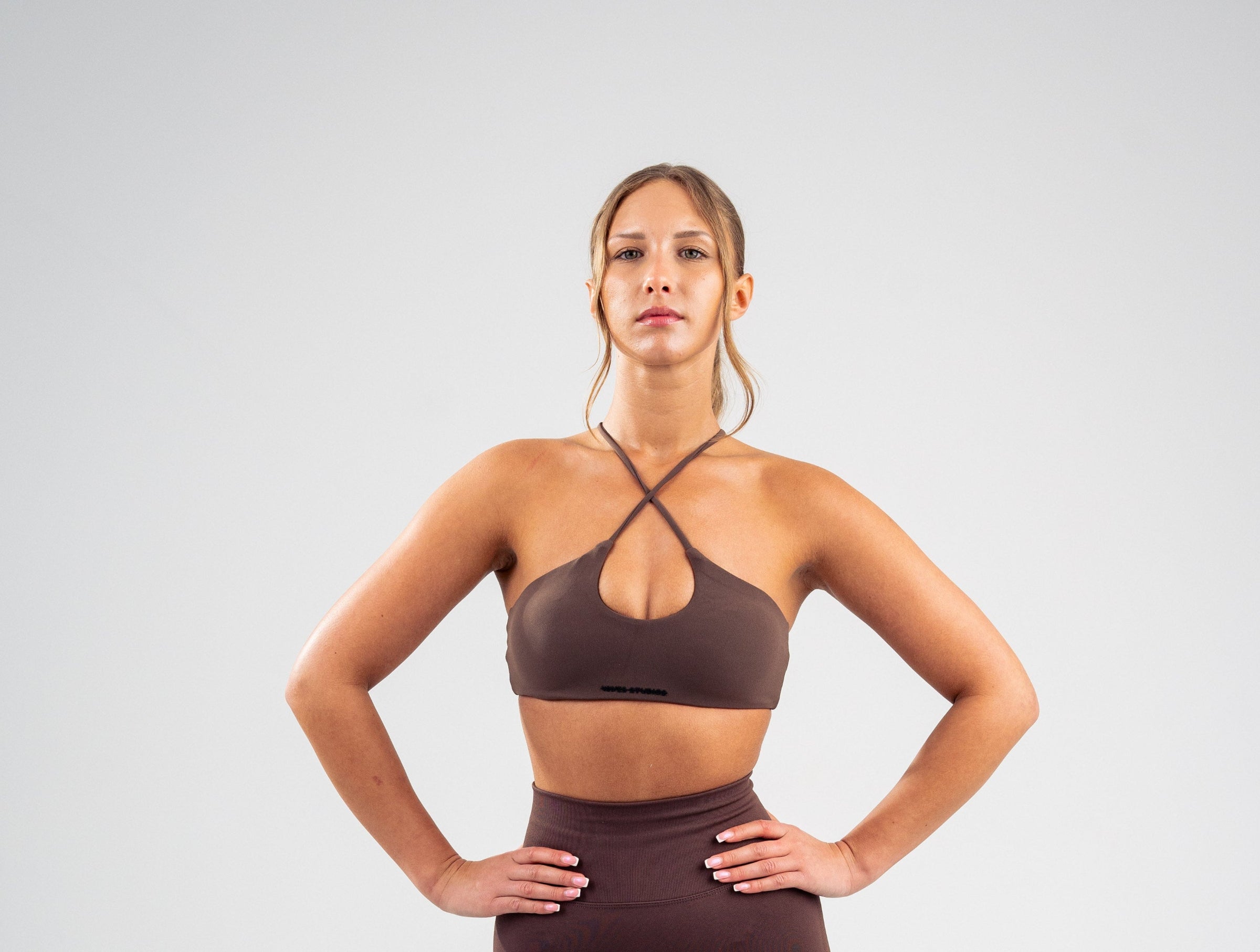 Cross-Front Teardrop Sports Bra