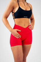 Crossover Seamless Scrunch Shorts