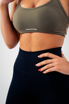 Seamless Scoop Neck Sports Bra