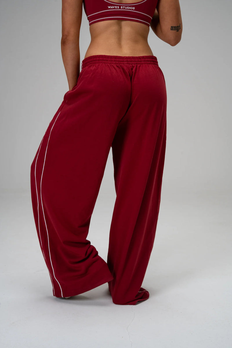 Studio Wide Leg Piped Sweatpant