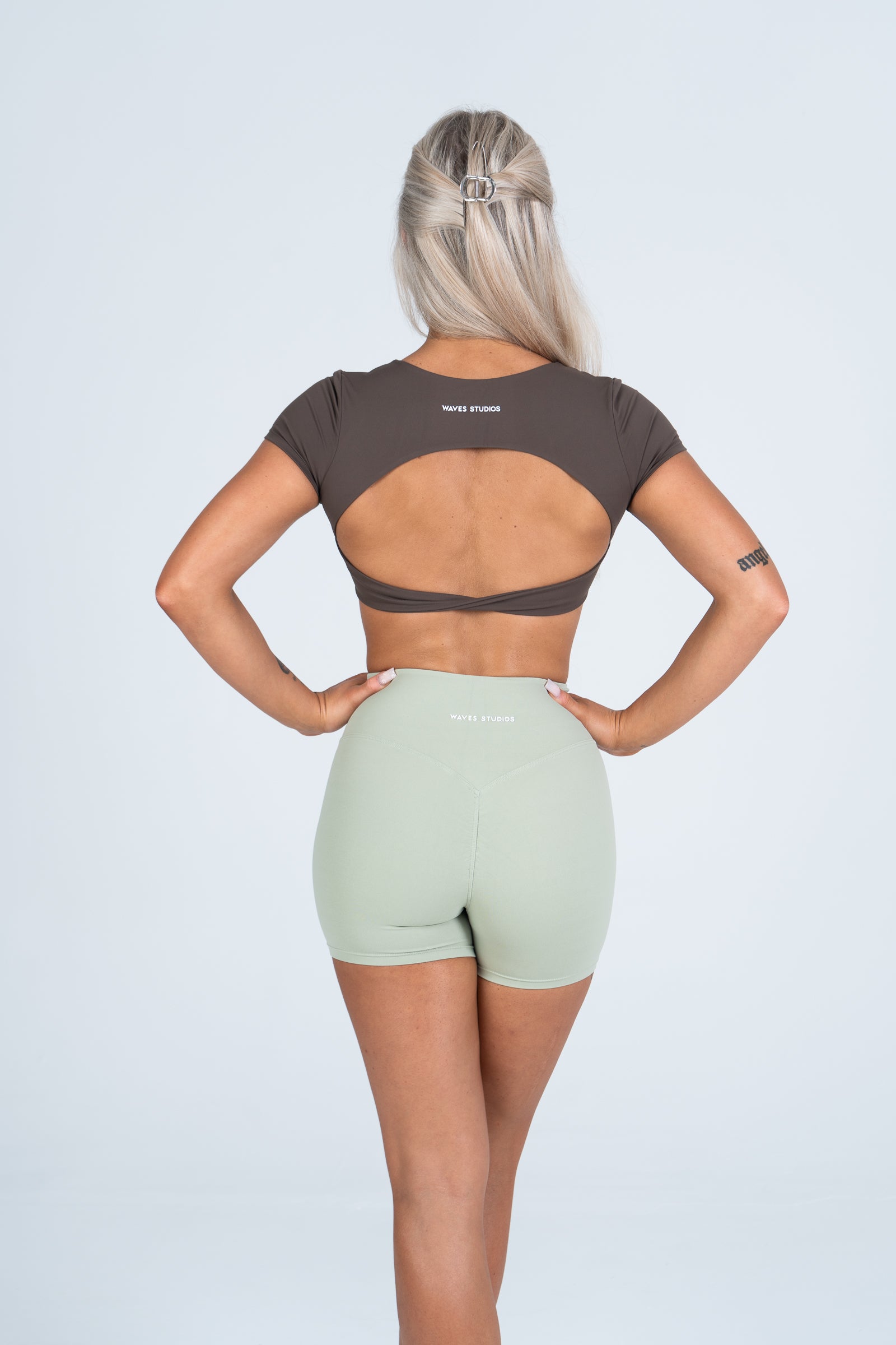 Softluxe™ - Front Twist SS Top