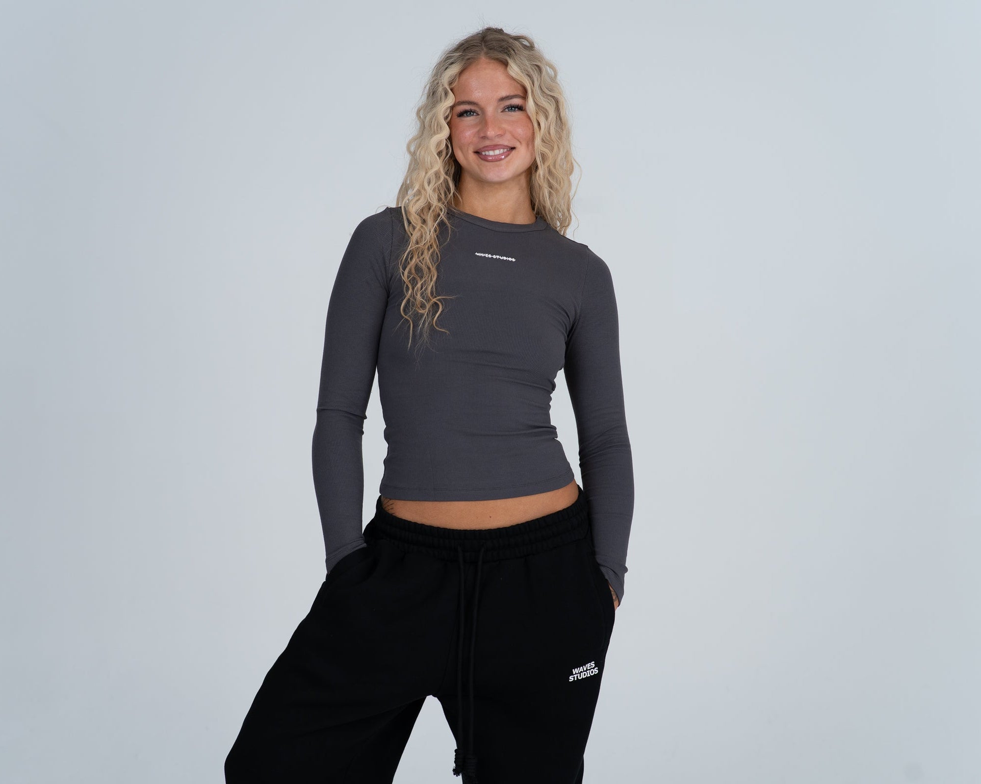 Crewneck Fitted Tee - LS