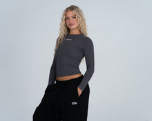 Crewneck Fitted Tee - LS