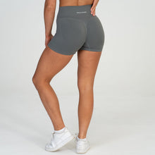 Crossover Seamless Scrunch Shorts