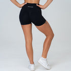 Crossover Seamless Scrunch Shorts